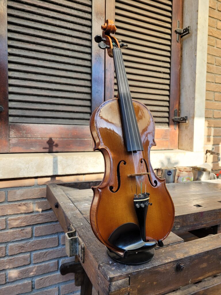 Laumano Robert violin