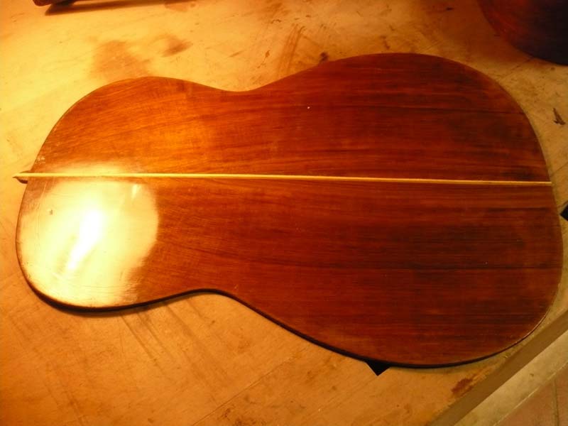 Restauro Salvador Ibanez chitarra antica